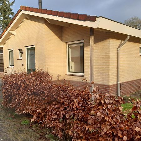 Huinerhofje 2 - Vrijstaand Met Grote Omheinde Tuin, Rust, Privacy En Nabij Bossen Villa Putten Exteriör bild